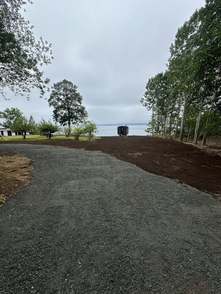 träd buskar vättern jönköping huskvarna nässjö aneby gursa väg gräsmatta